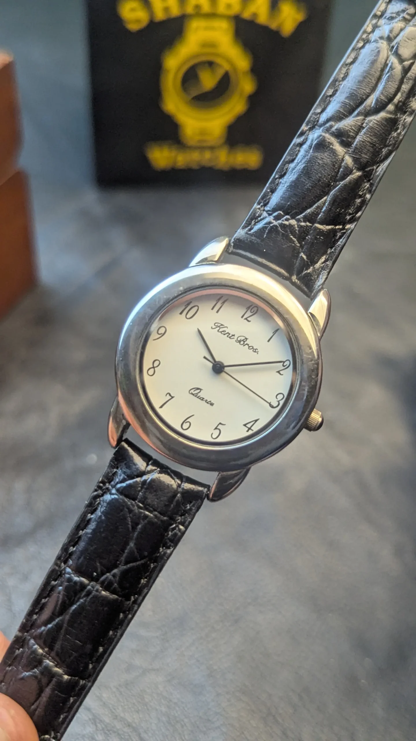 Kent Bros Unisex Watch 33mm – White Dial, Black Leather Strap, Quartz Movement (Pre-Owned)