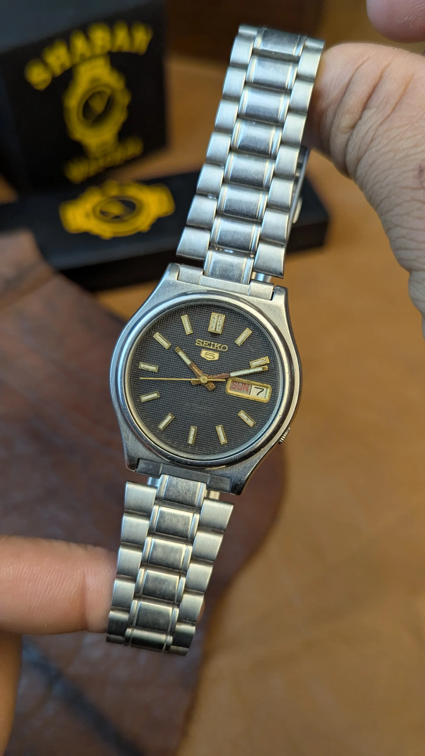 Vintage Seiko 5 Automatic Day-Date Watch – Black Dial Japan Ref 7009-377A