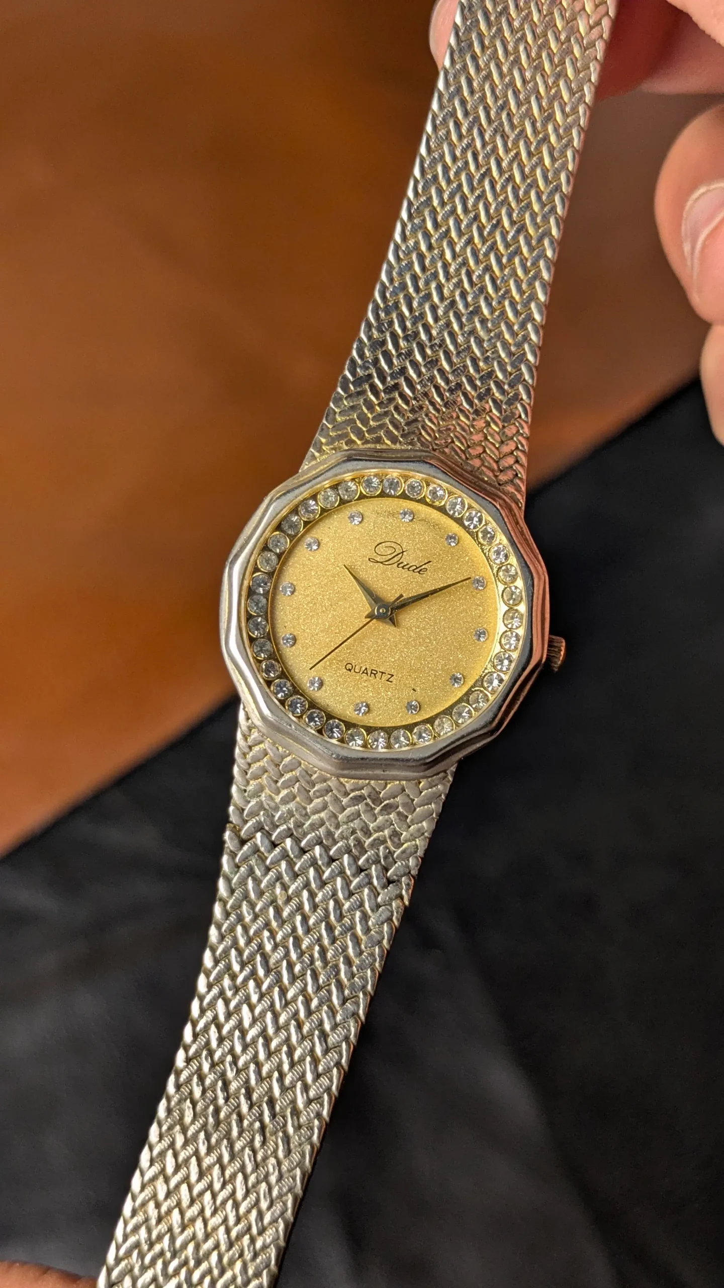 Dude Ladies Quartz Watch 30mm Gold Dial Crystal Bezel Mesh Bracelet Vintage Style