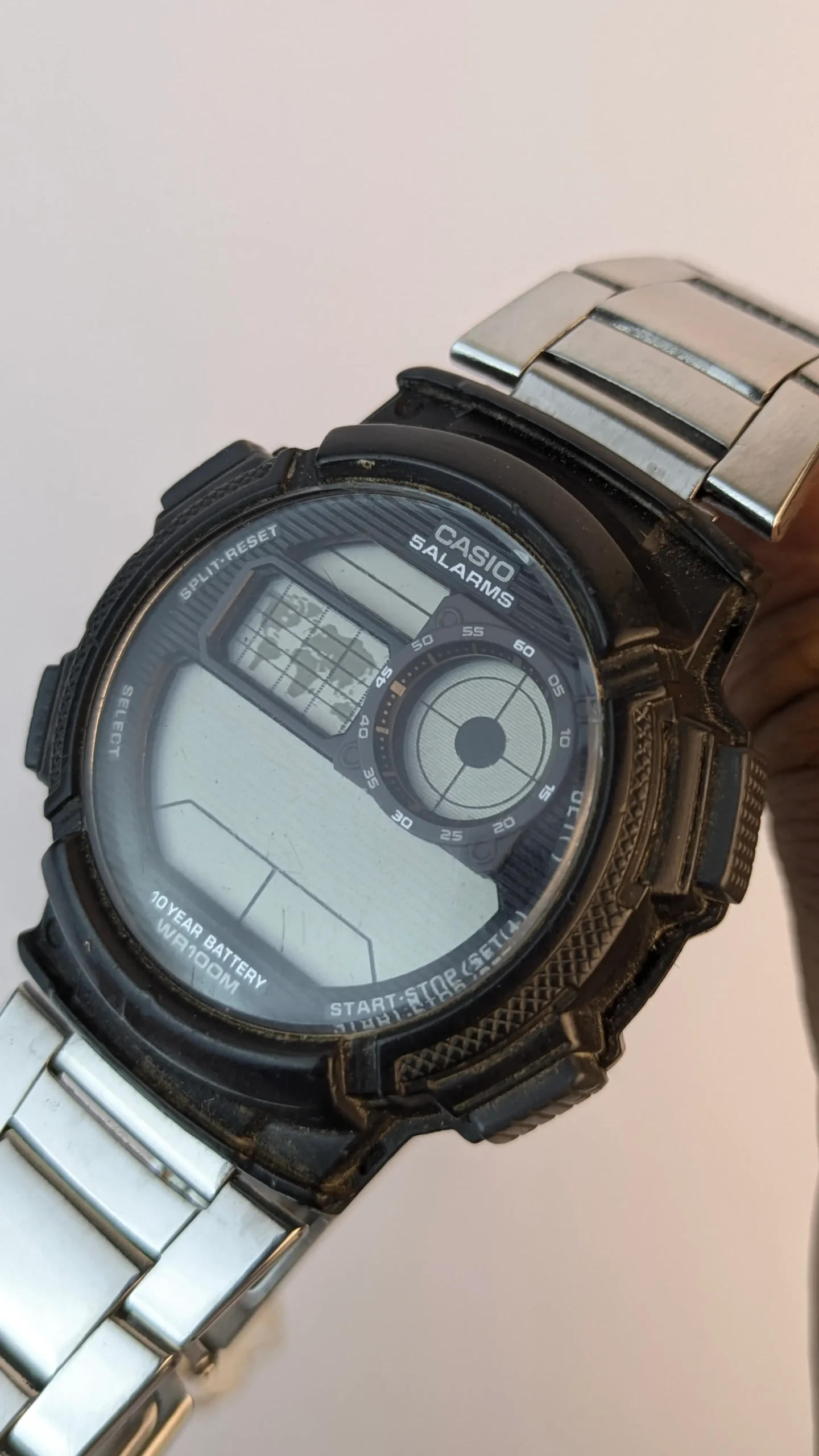 Casio Digital Alarm Watch– Vintage Stainless Steel Wristwatch