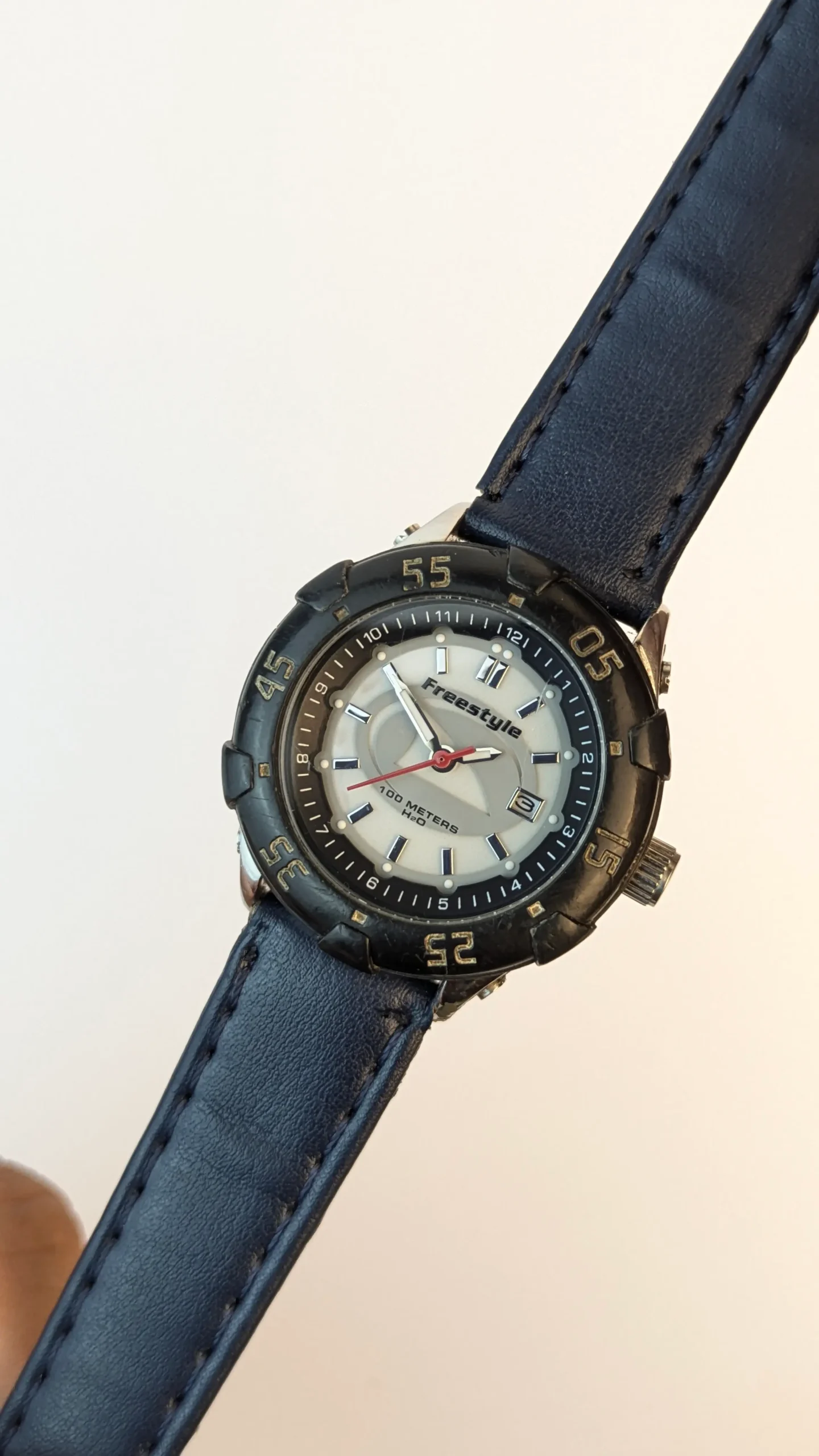 Freestyle Kampus Mid 100M Vintage Wrist Watch – 31mm
