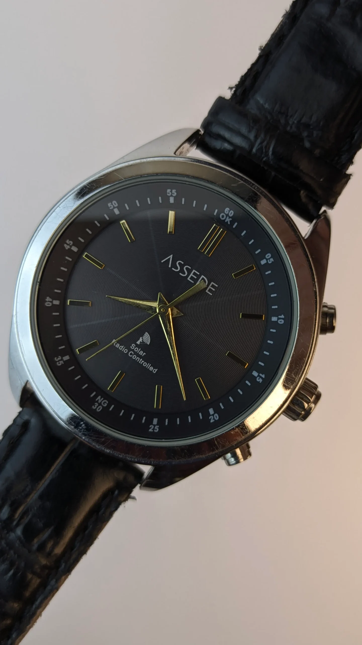 ASSERE Solar Radio Controlled Watch – 40mm