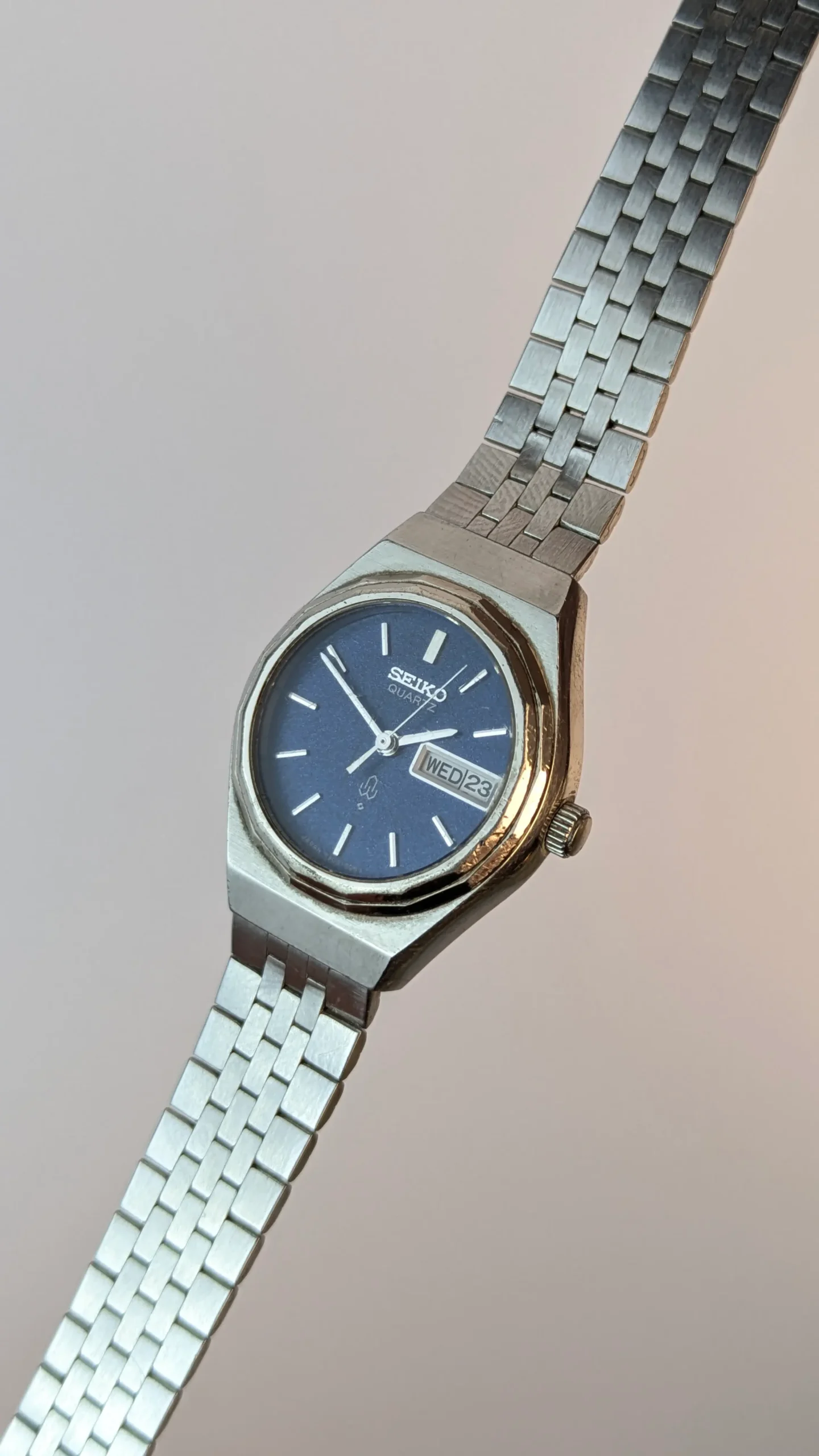 Vintage Seiko Quartz Ladies Watch – 29mm