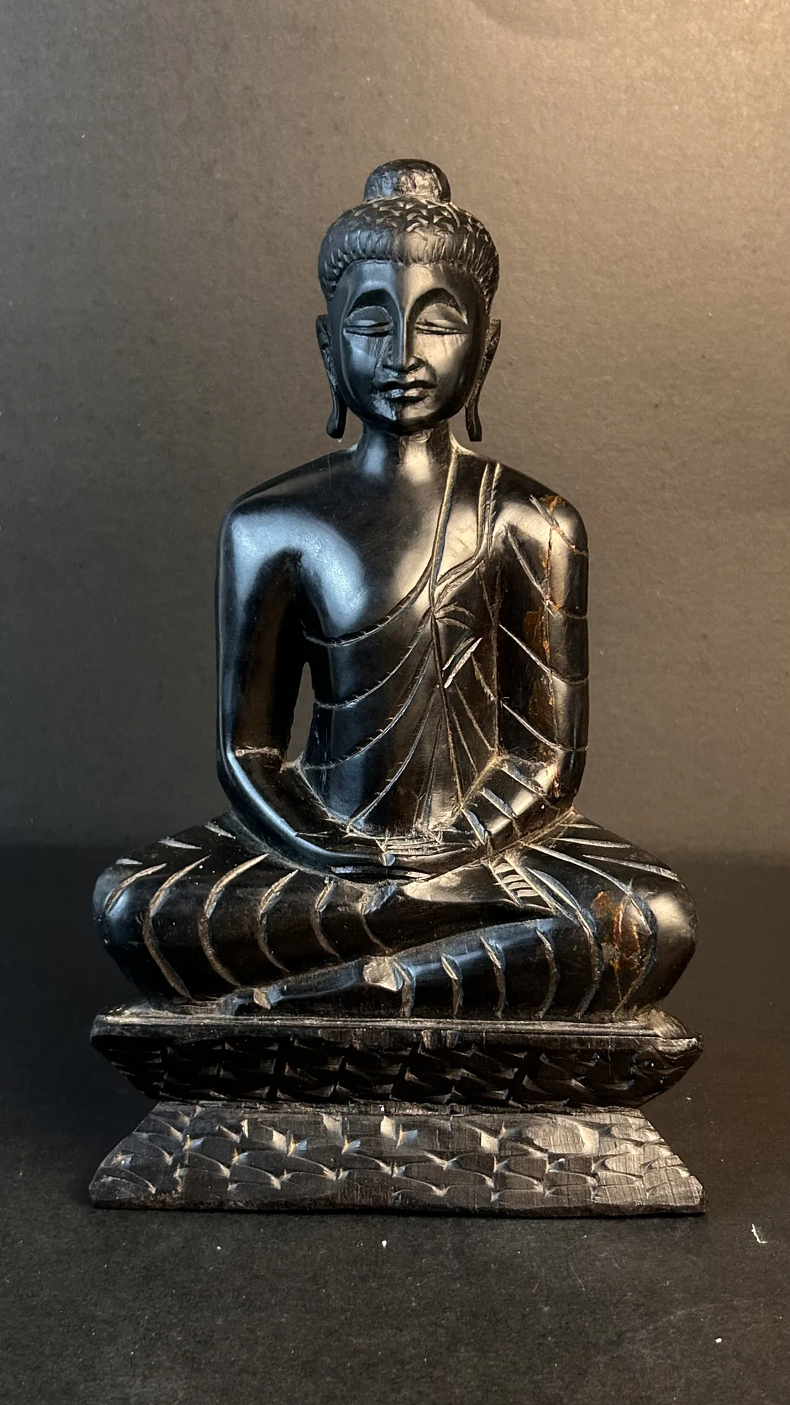 Buddha Carved Dark Wood Buddha Statue Figurine