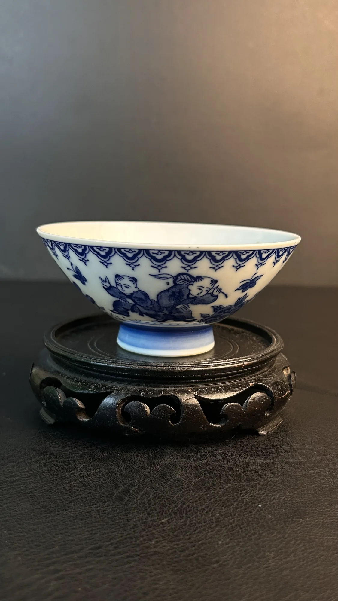 chinese Blue and White Porcelain Bowl with Figural Design
