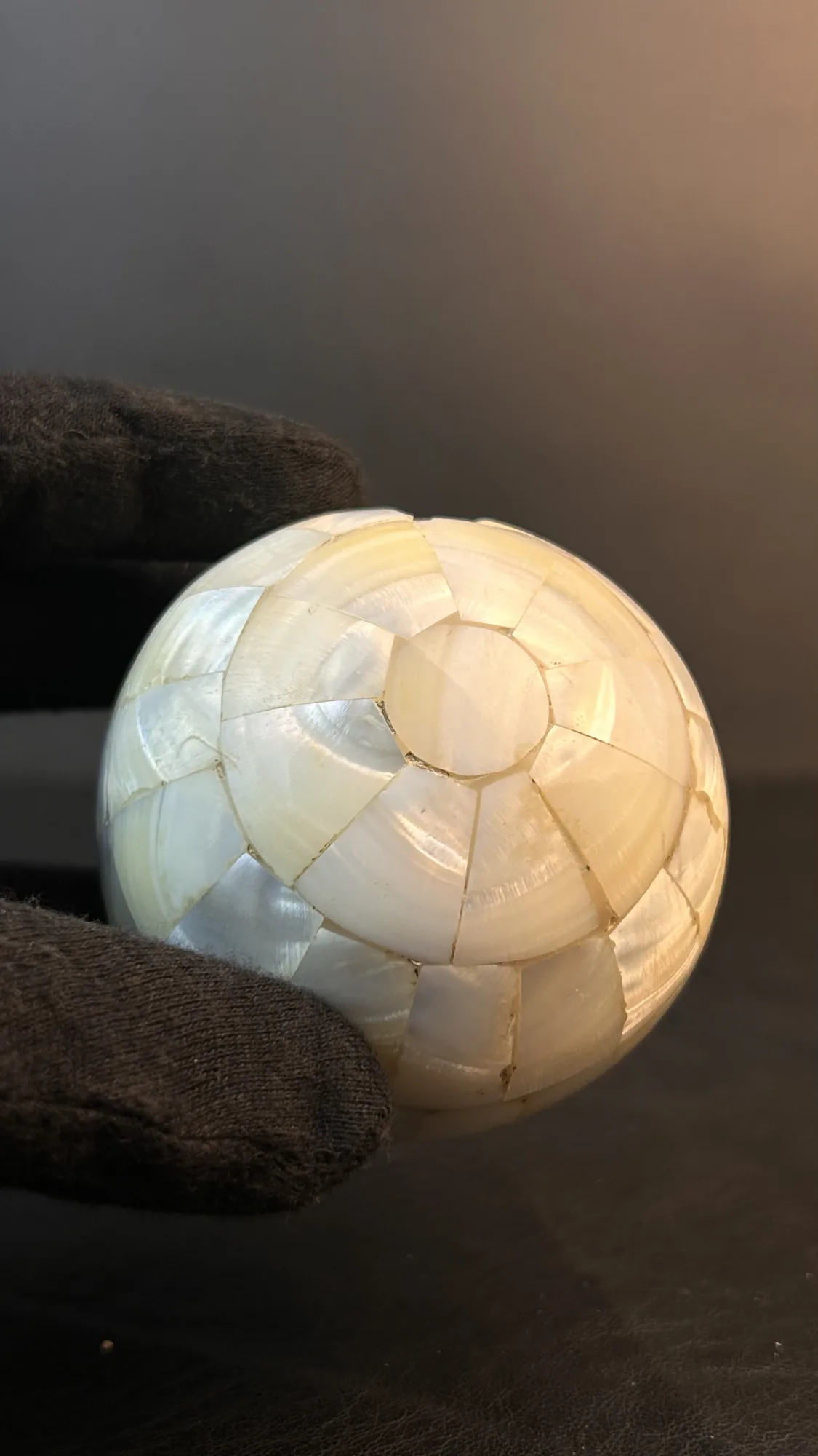 Mother of Pearl Mosaic Decorative Sphere