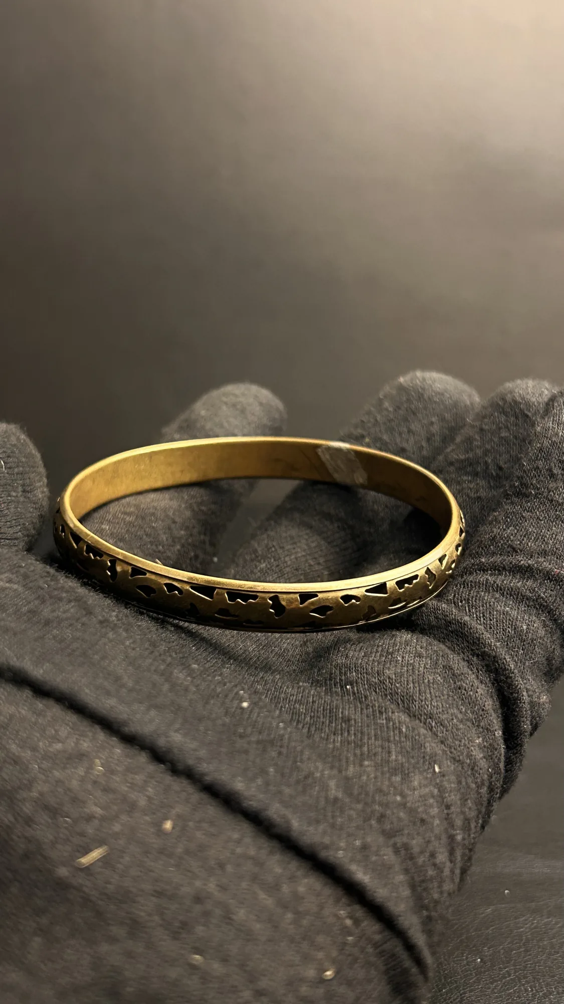 Vintage Pierced Pattern Bangle Bracelet