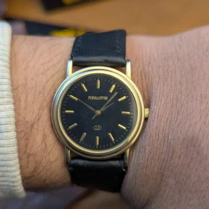 Classic Pervalentino gold tone vintage wristwatch