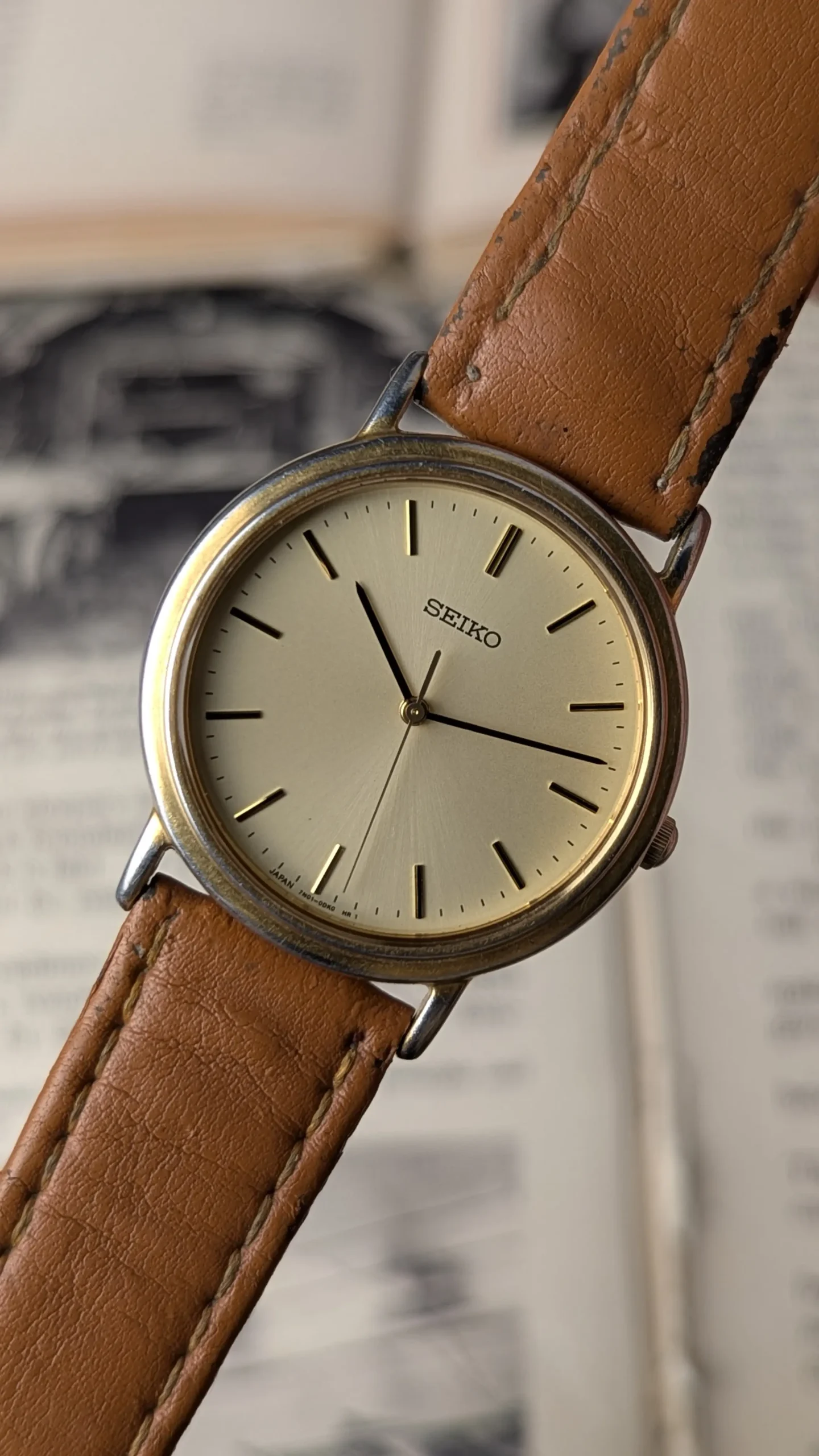 Seiko vintage gold tone dial watch