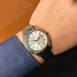 Seiko Japan quartz watch classic sunburst dial vintage style