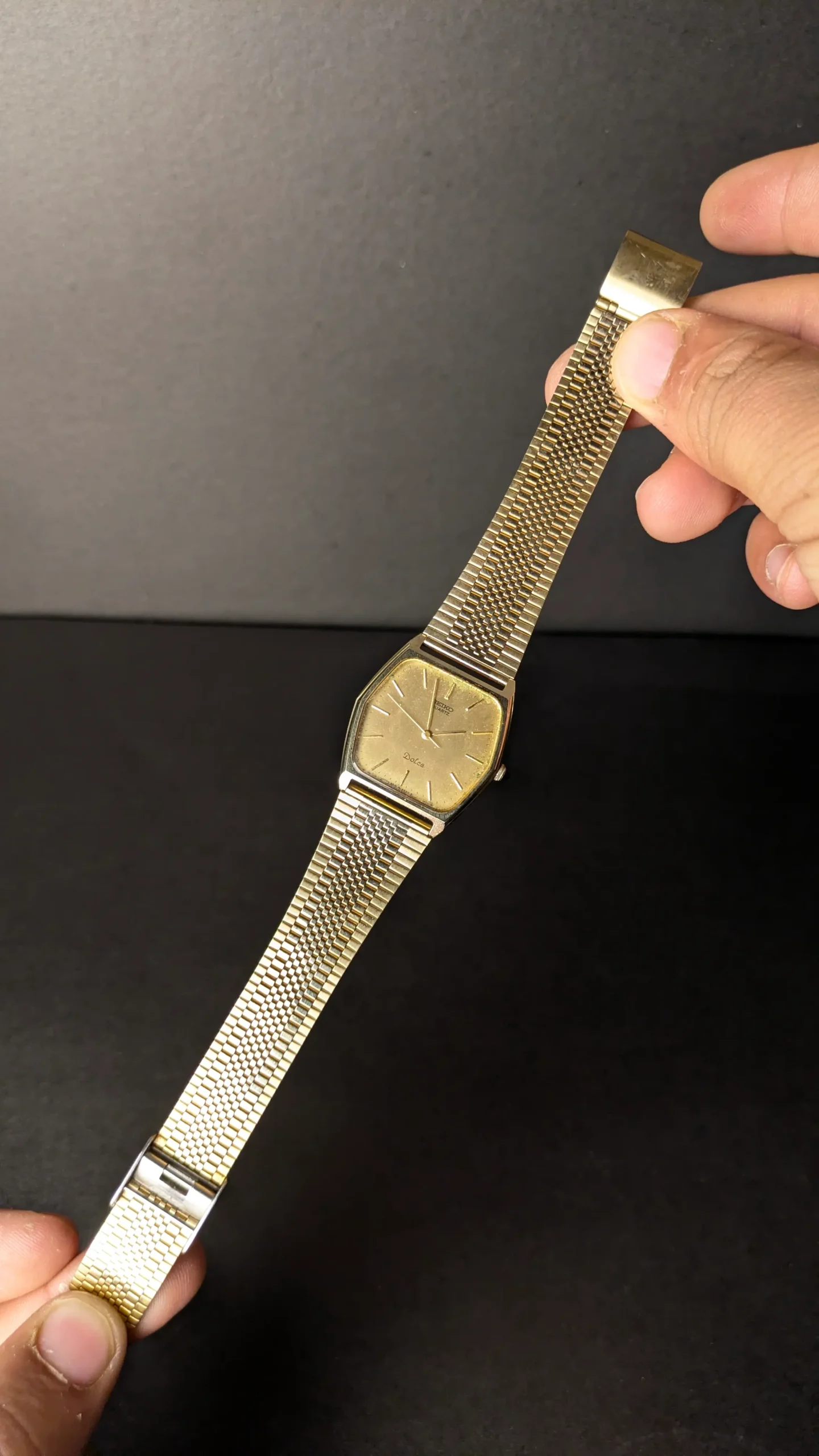 Seiko Dolce quartz watch full bracelet display
