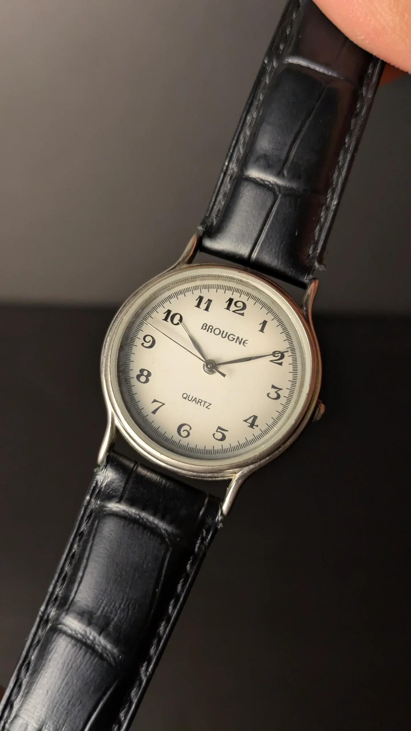 BROUGNE classic quartz watch front view