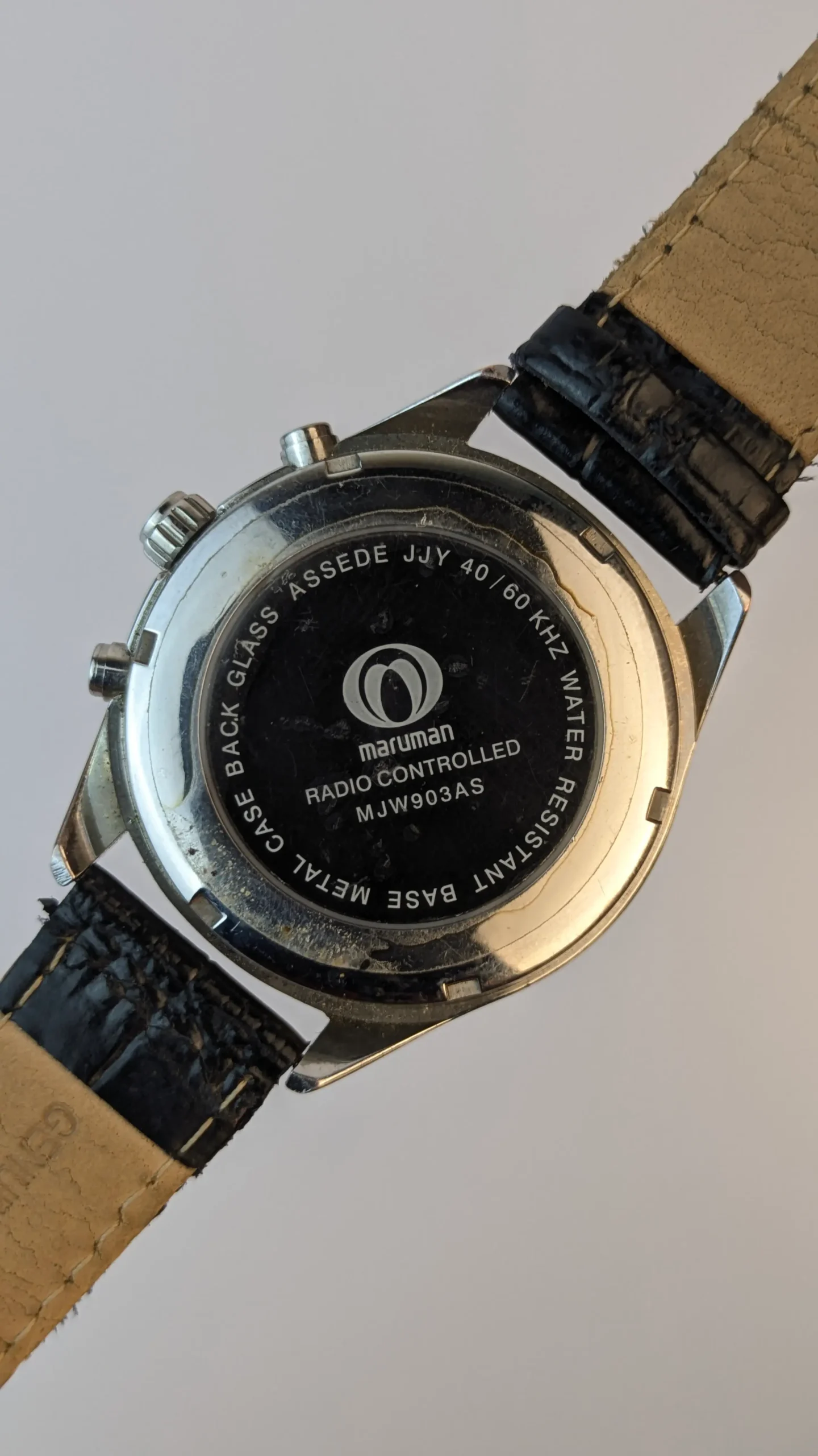 Radio controlled leather strap watch