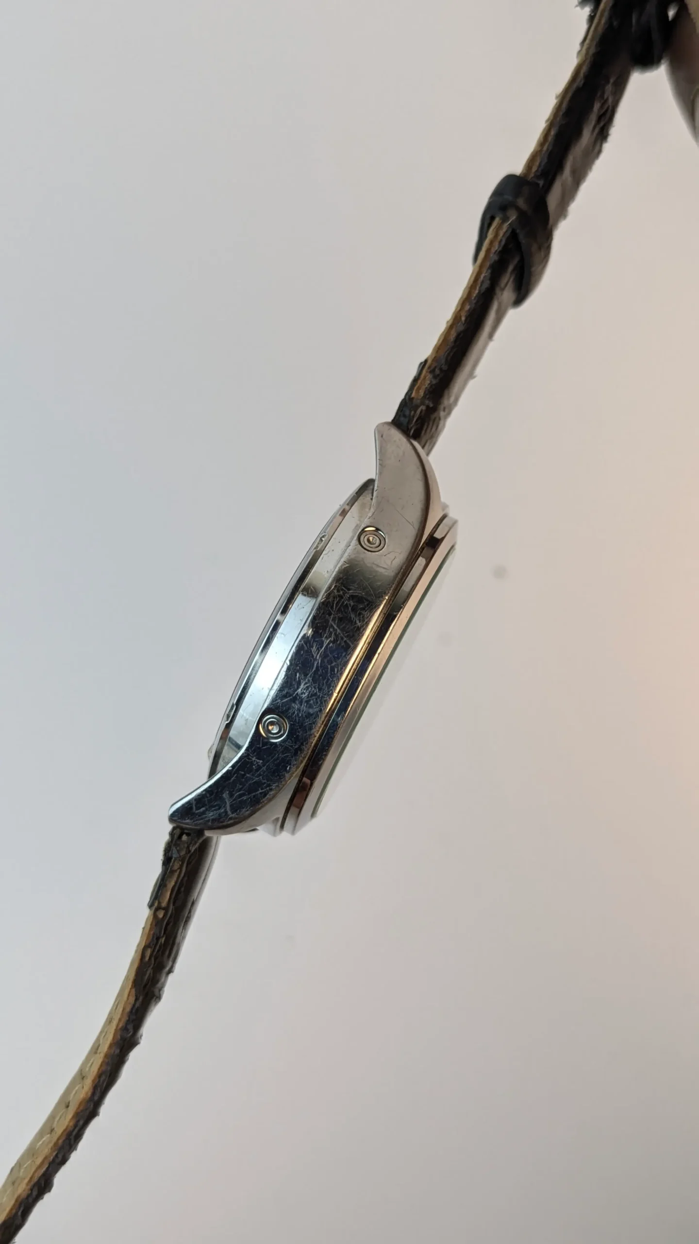 ASSERE quartz wristwatch for men