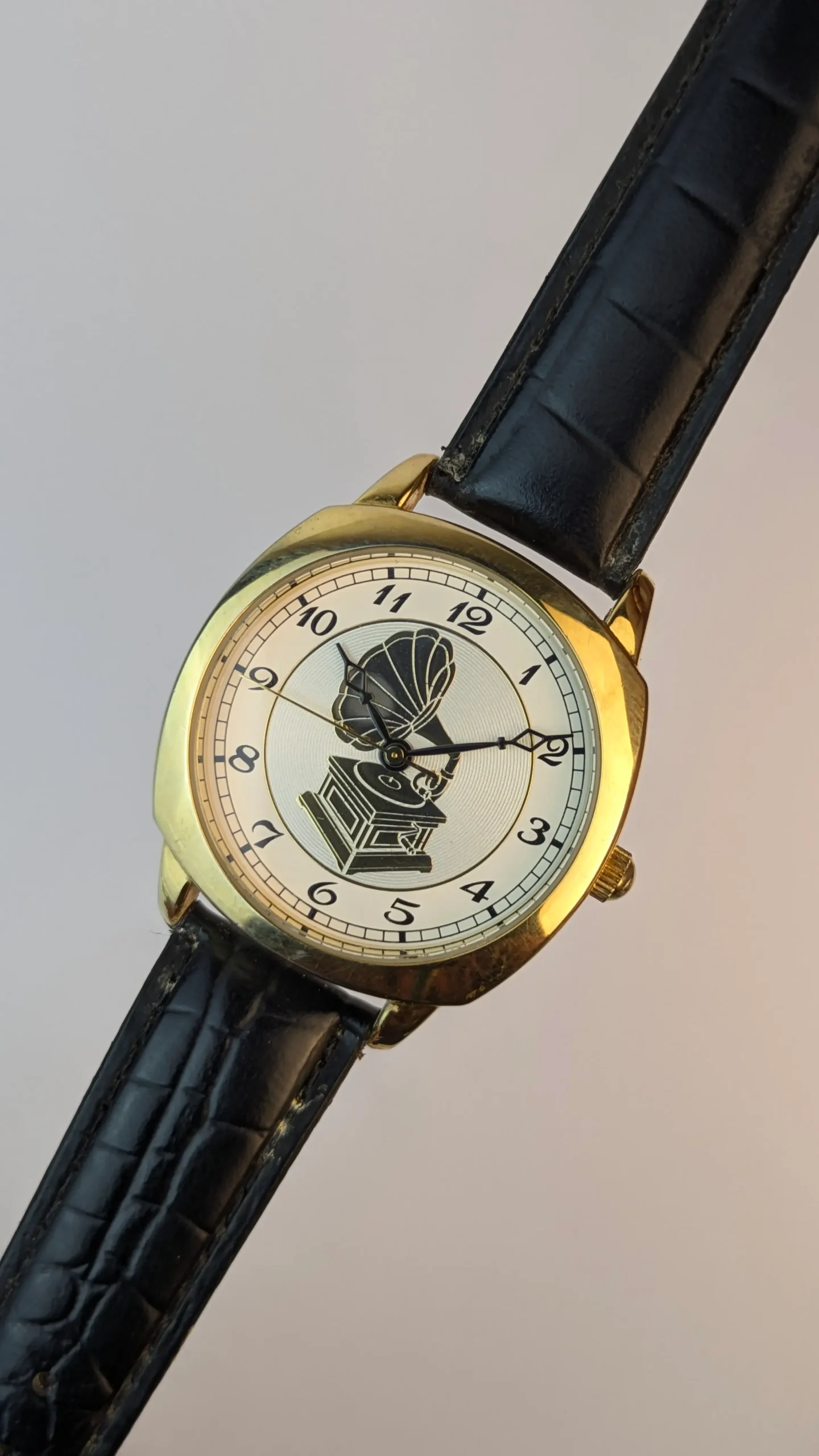 Vintage gramophone artwork wristwatch
