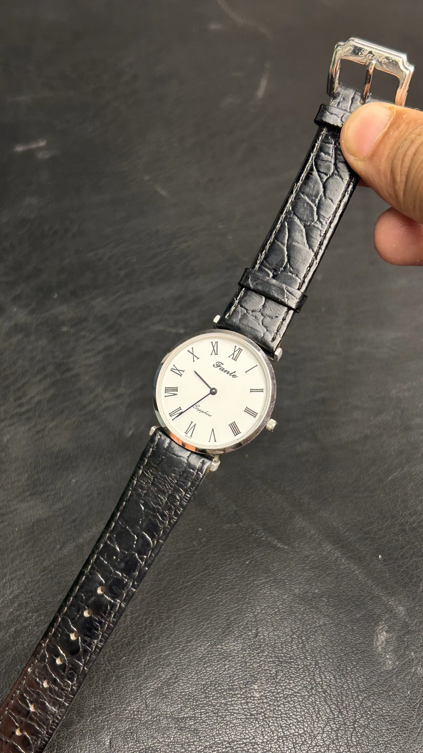 Vintage Fianta Executive Swiss Quartz Watch – White Dial Black Leather Strap - Image 9