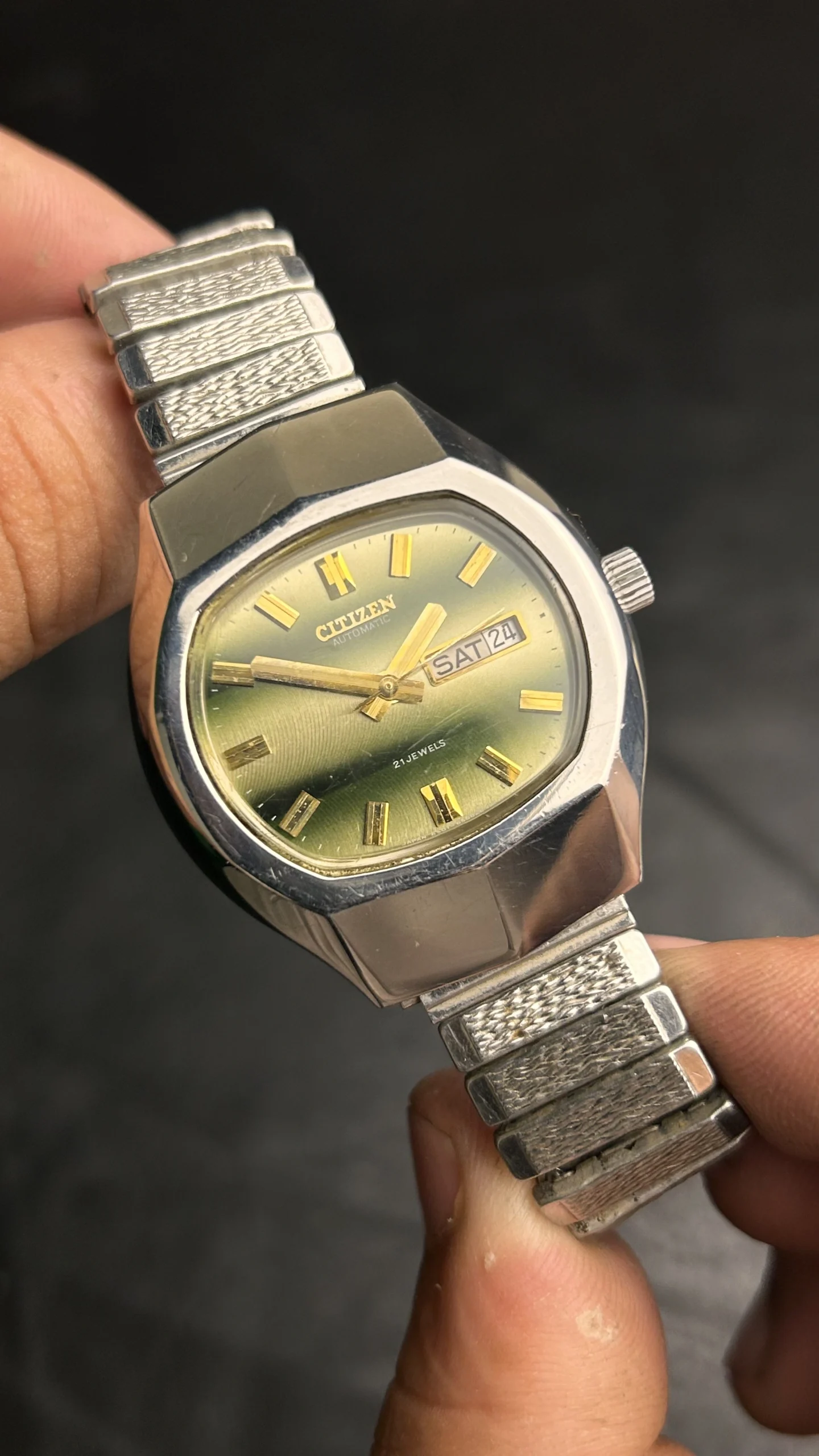 Vintage Citizen Automatic 21 Jewels Day-Date Watch Green Sunburst Dial Stainless Steel Men's Watch - Image 9