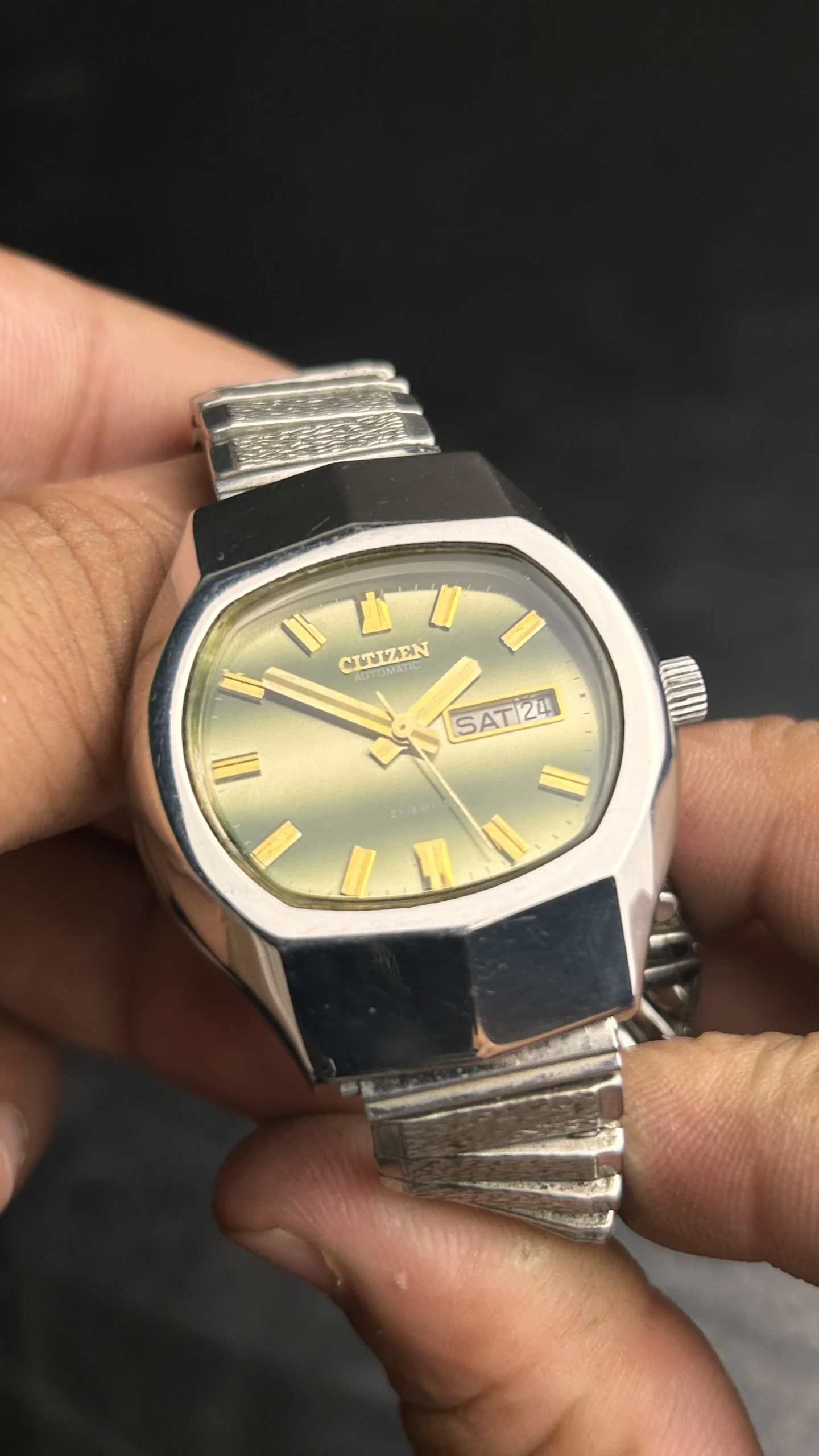 Vintage Citizen Automatic 21 Jewels Day-Date Watch Green Sunburst Dial Stainless Steel Men's Watch - Image 7
